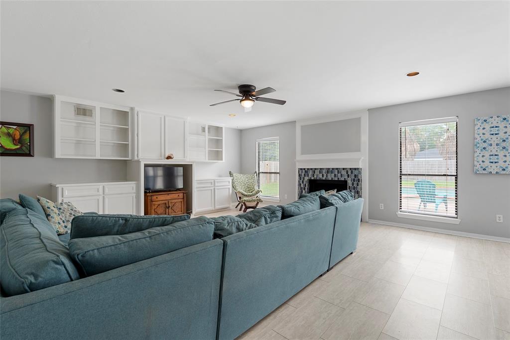 1402 Osborne Drive, Friendswood, Texas image 11