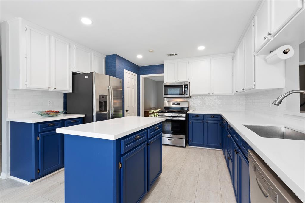 1402 Osborne Drive, Friendswood, Texas image 7