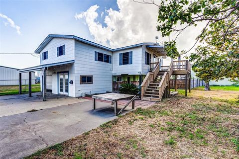 A home in Crystal Beach