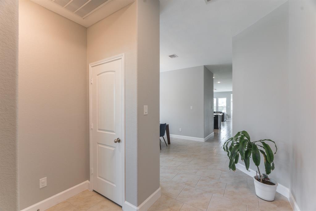 24322 S Newcastle Bay Trail, Spring, Texas image 15