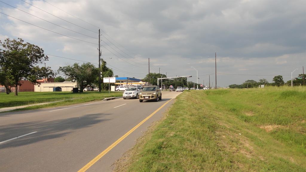 33014 W Front Street, Fulshear, Texas image 7