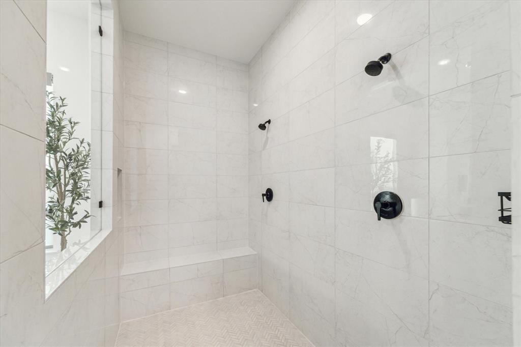 4803 Laguna Verde Court, Spring, Texas image 30