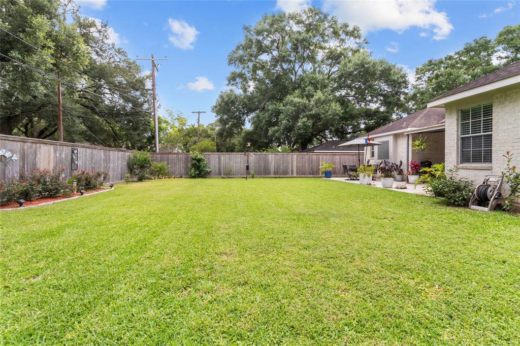 1608 Lark Street, Alvin, Texas image 16