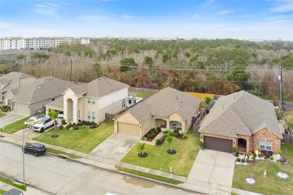 1422 Lake Mija Court, Seabrook, Texas image 28