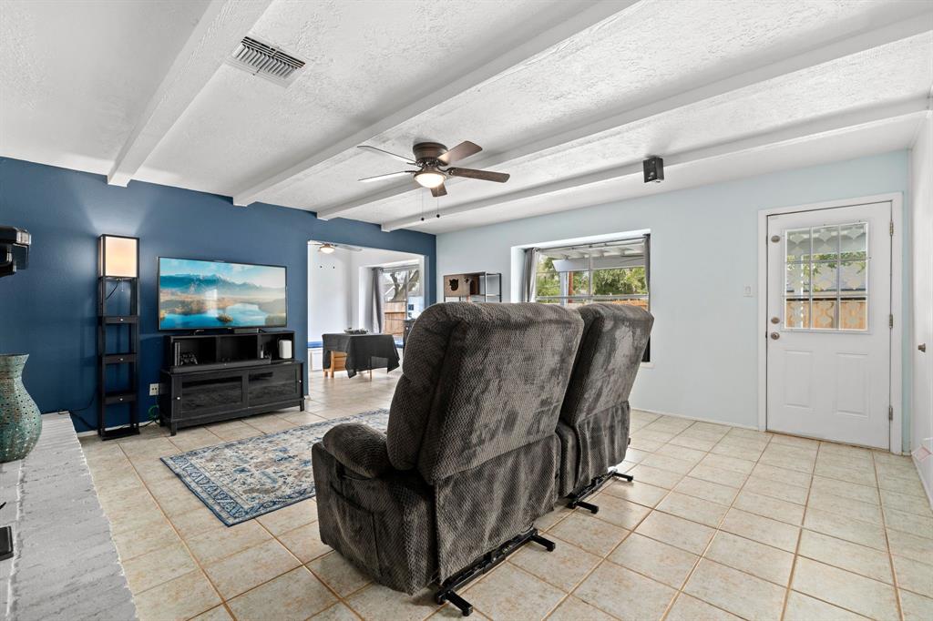 16607 Townes Road, Friendswood, Texas image 5