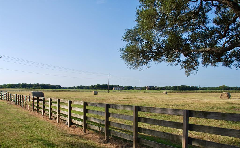 66 County Road 77d, Schulenburg, Texas image 34