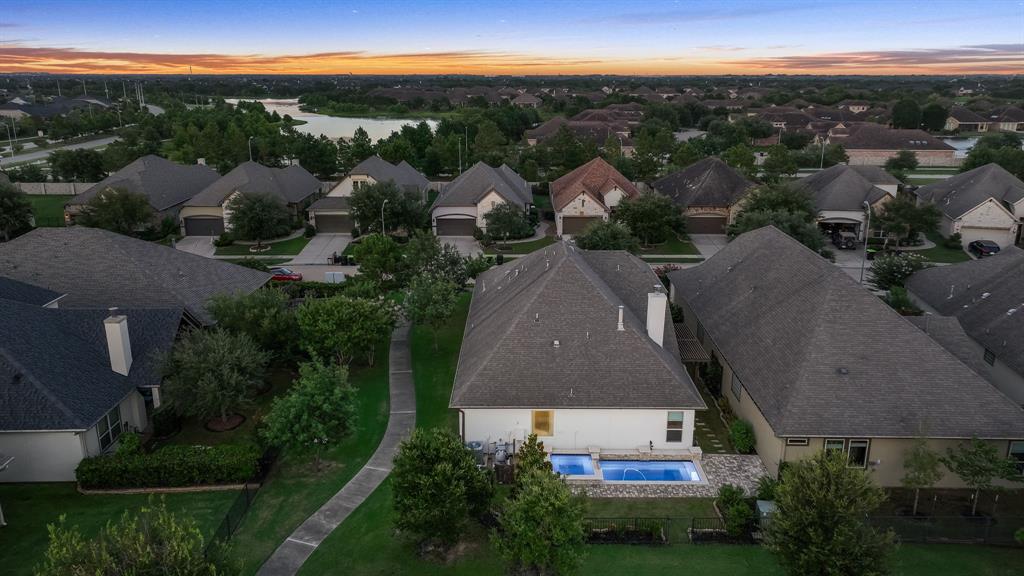 15 Floral Hills Lane