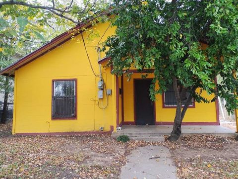 4103 Jamaica Street Dallas TX 75210