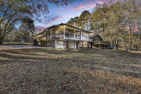 Single Family Residence in Point Blank TX 1 Mill Creek Road 44.jpg