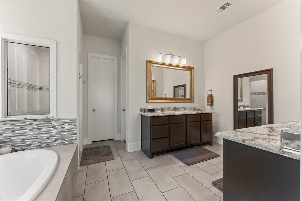 22 Mayapple Blossom Place, Tomball, Texas image 16
