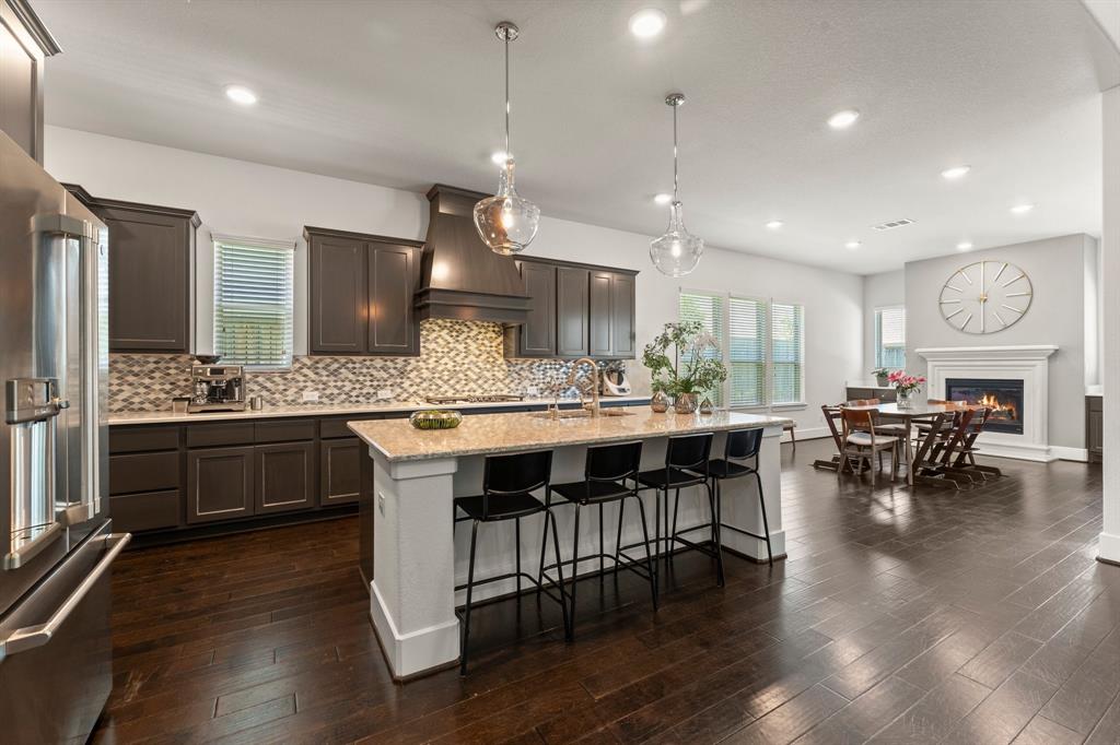 22 Mayapple Blossom Place, Tomball, Texas image 8