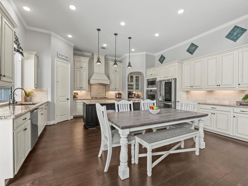 18910 Paddlefish Way