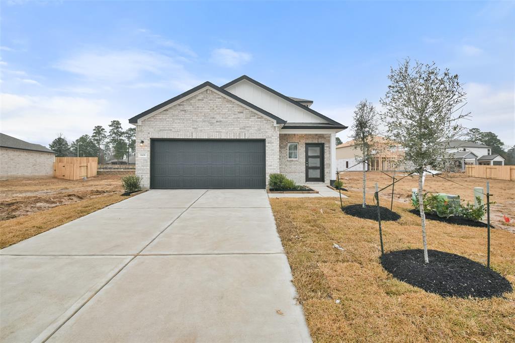 8426 Sweet Cherry Lane, Magnolia, Texas image 1