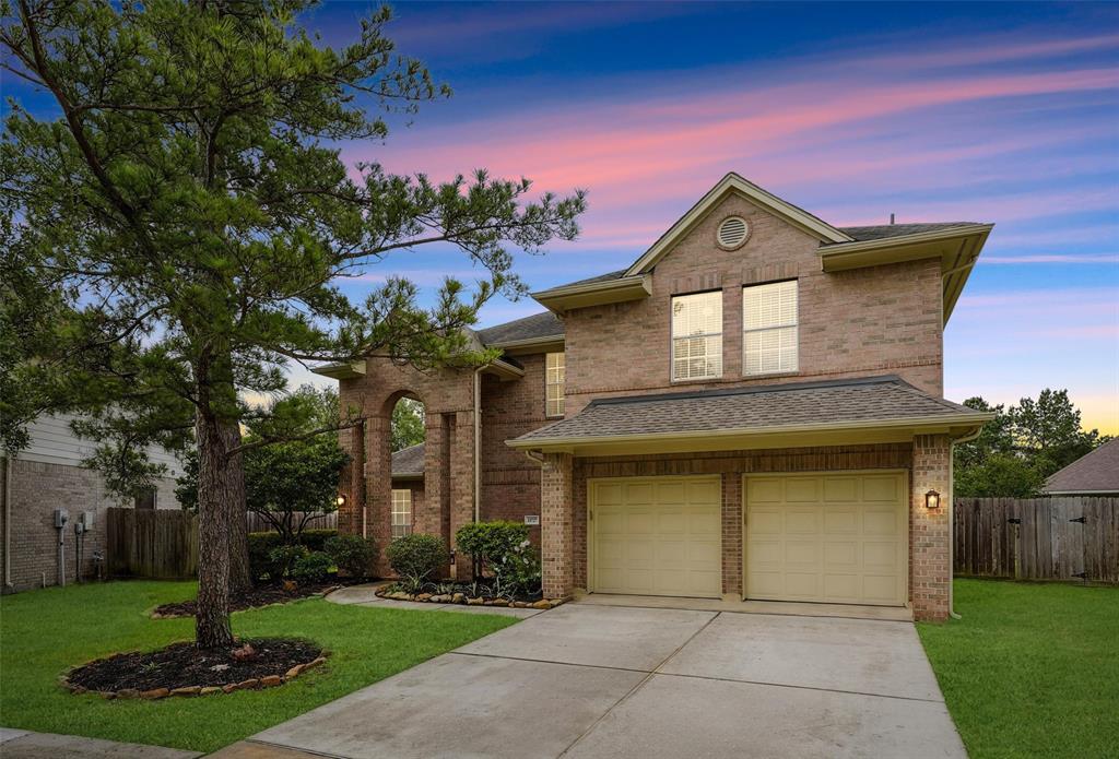 11727 Short Trail Lane, Tomball, Texas image 2