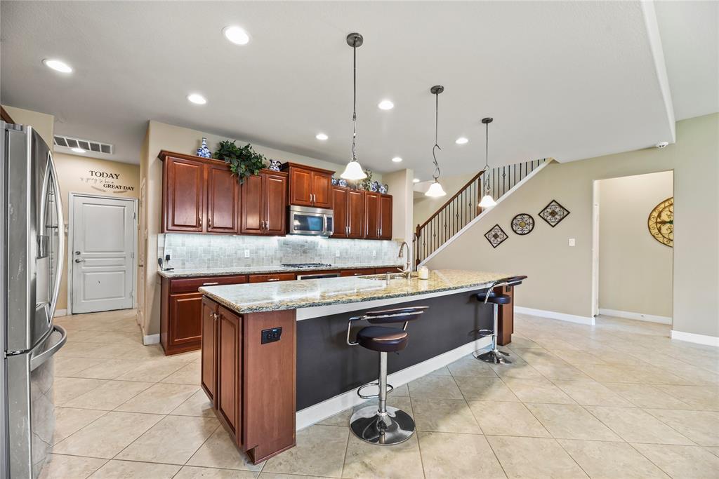 26020 Bassfield Lane, Katy, Texas image 8