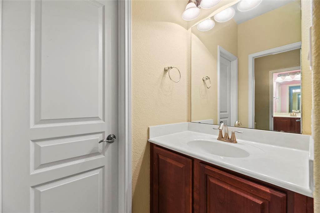 26020 Bassfield Lane, Katy, Texas image 29