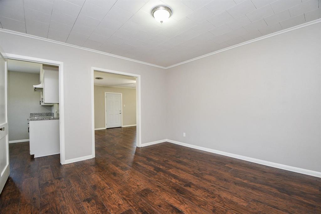 1225 Kirsten Street, Galveston, Texas image 9