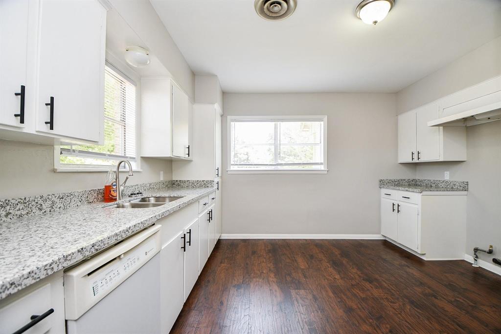1225 Kirsten Street, Galveston, Texas image 10