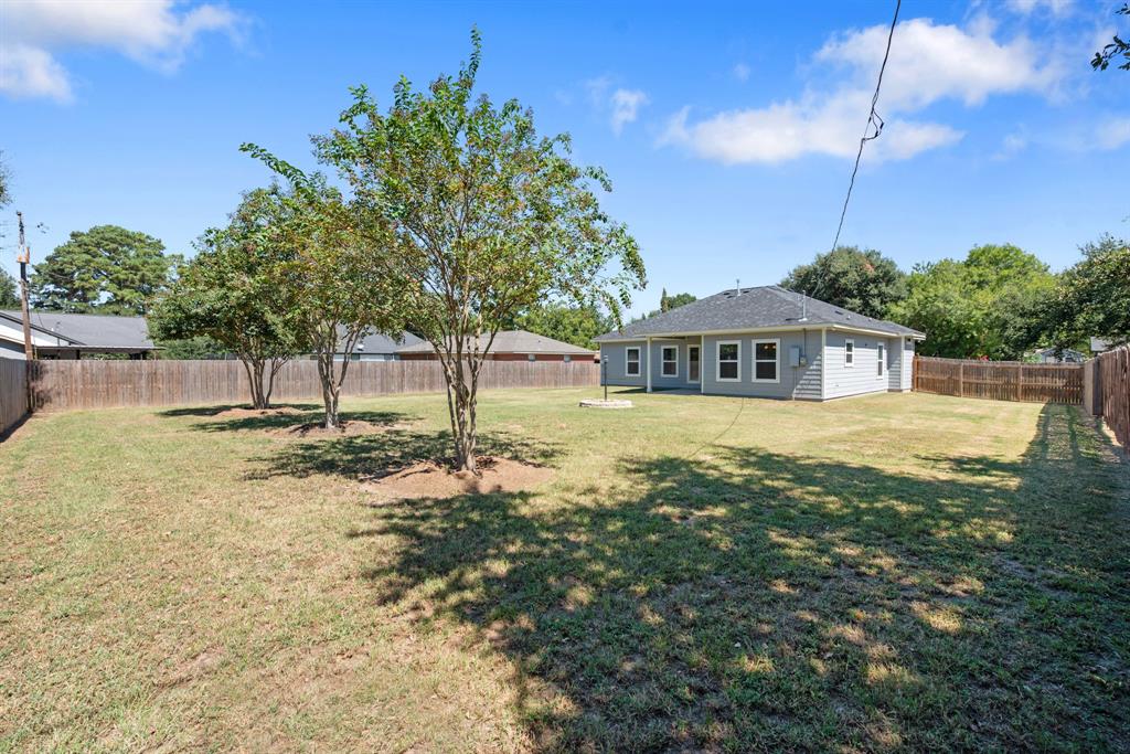 4 Brady Drive, Hearne, Texas image 23