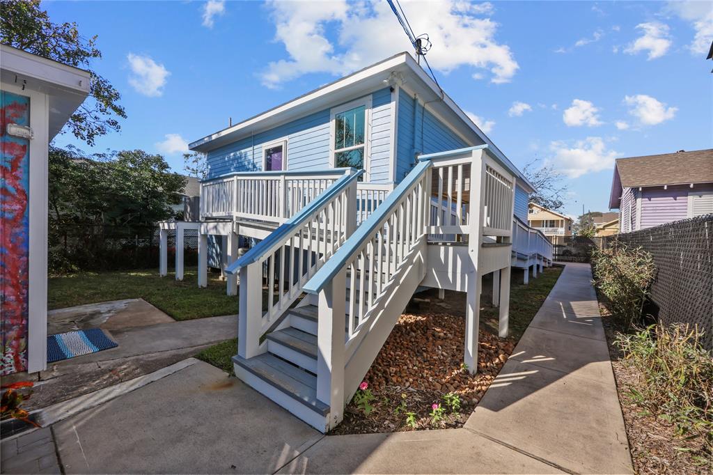 4105 Avenue R 1/2, Galveston, Texas image 20