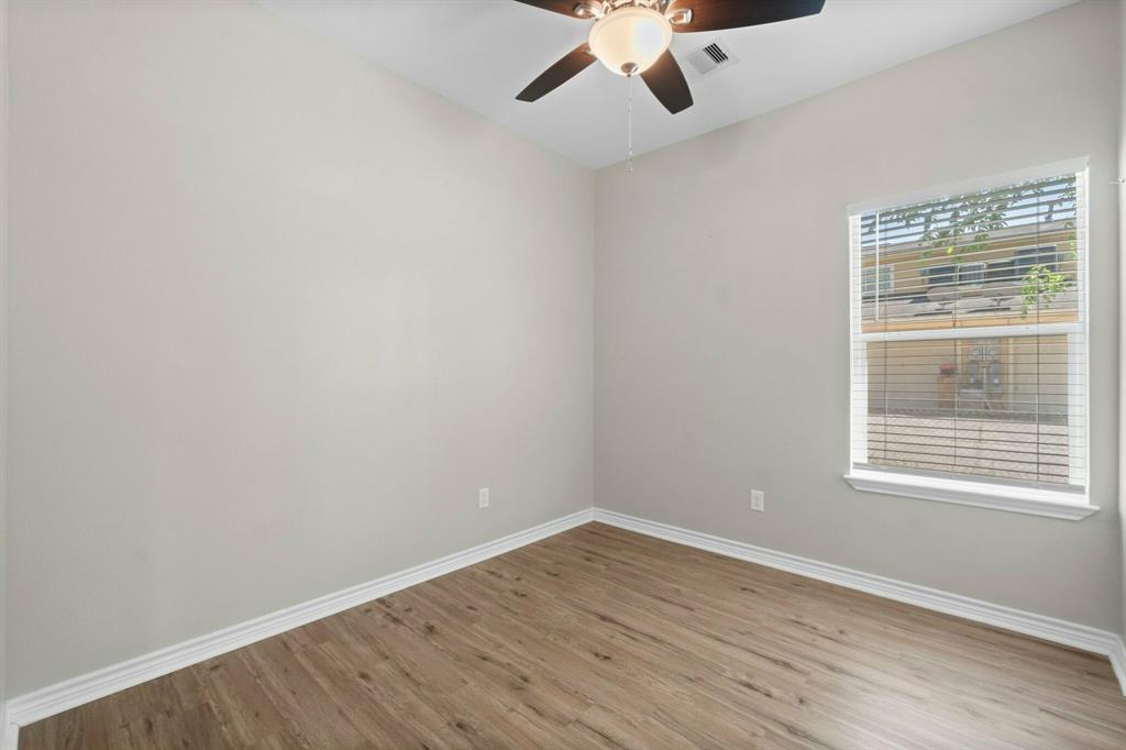 811 Denison Avenue, Cleveland, Texas image 12
