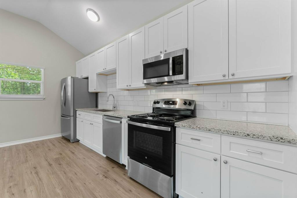 811 Denison Avenue, Cleveland, Texas image 4
