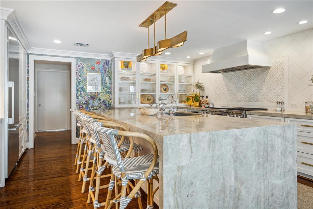 2411 River Oaks Boulevard, Houston, Texas image 15