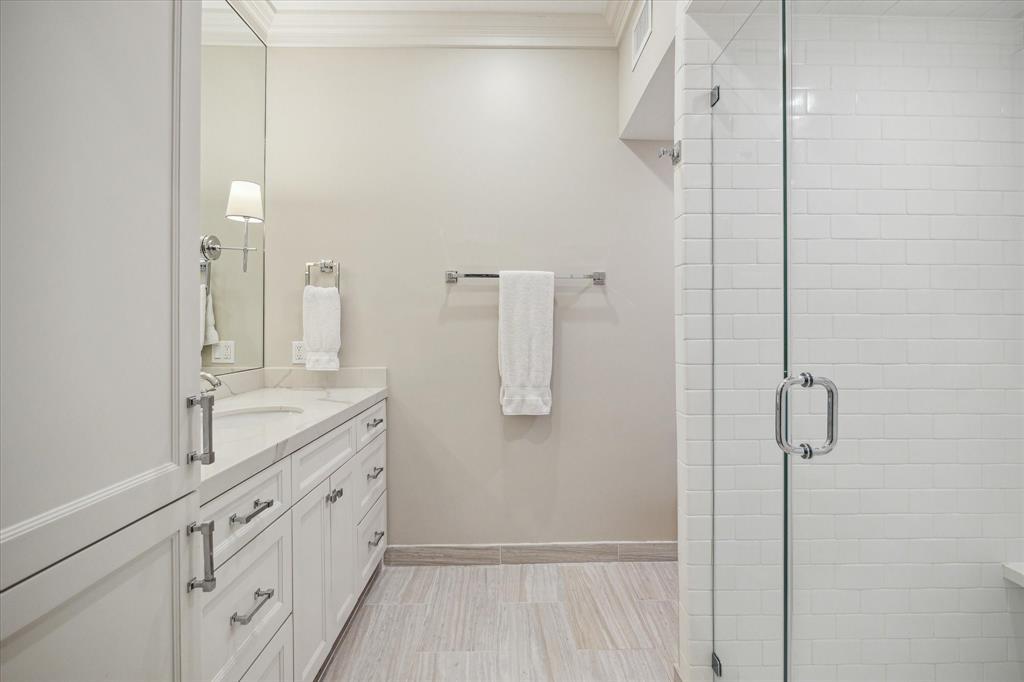 2411 River Oaks Boulevard, Houston, Texas image 35