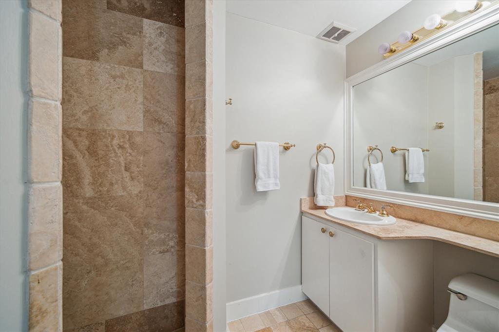 2411 River Oaks Boulevard, Houston, Texas image 41