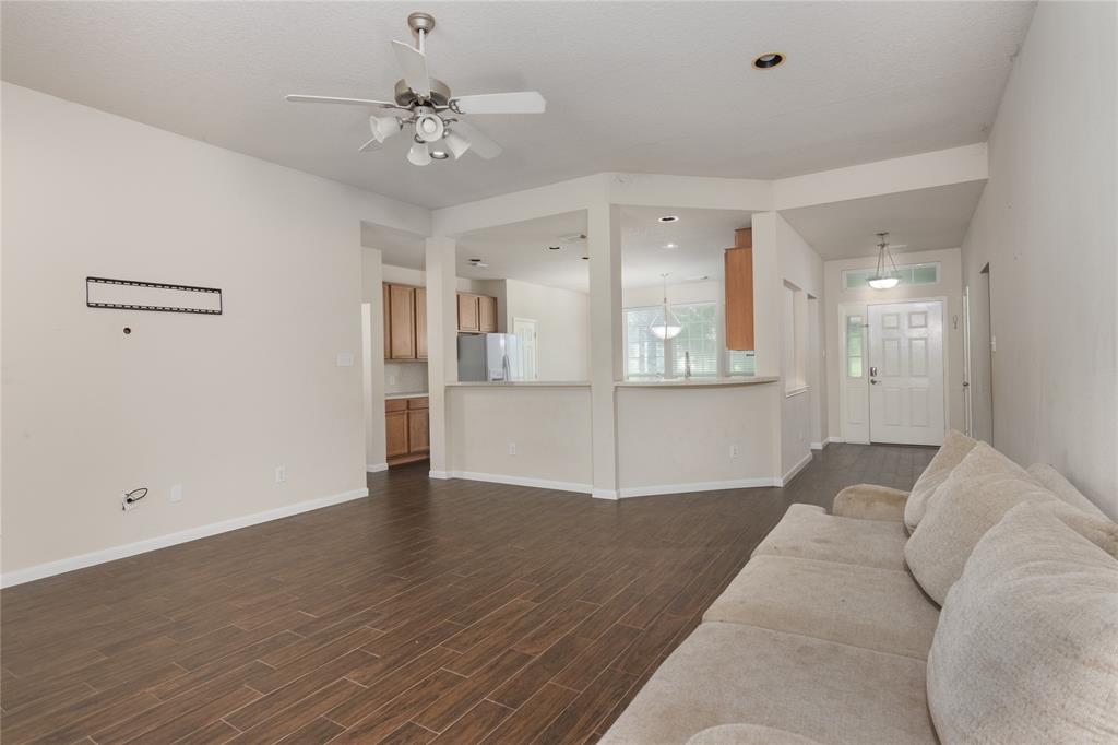 8406 County Road 466