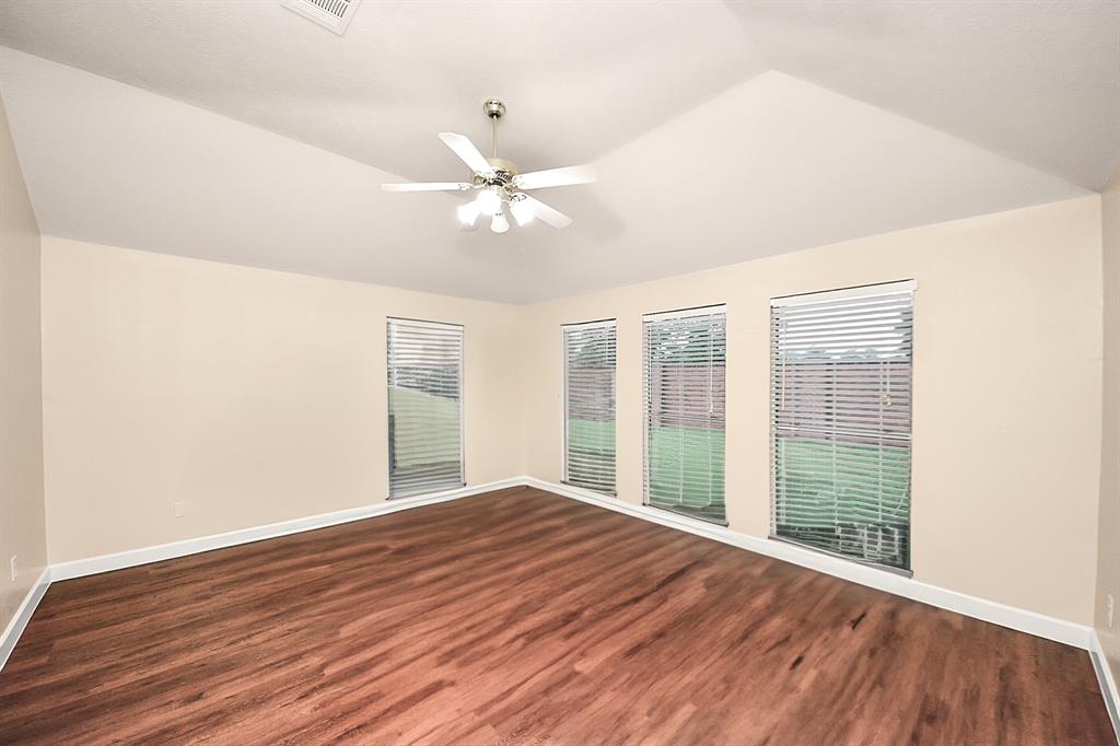 4807 Taylor Lake Court, Richmond, Texas image 2