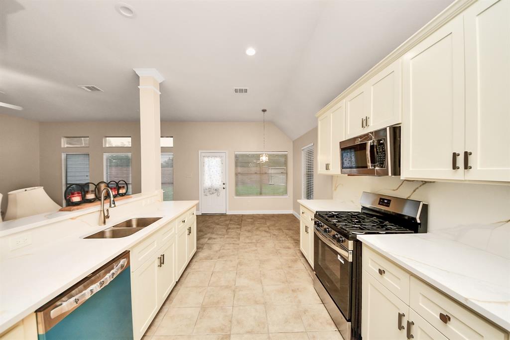 4807 Taylor Lake Court, Richmond, Texas image 23