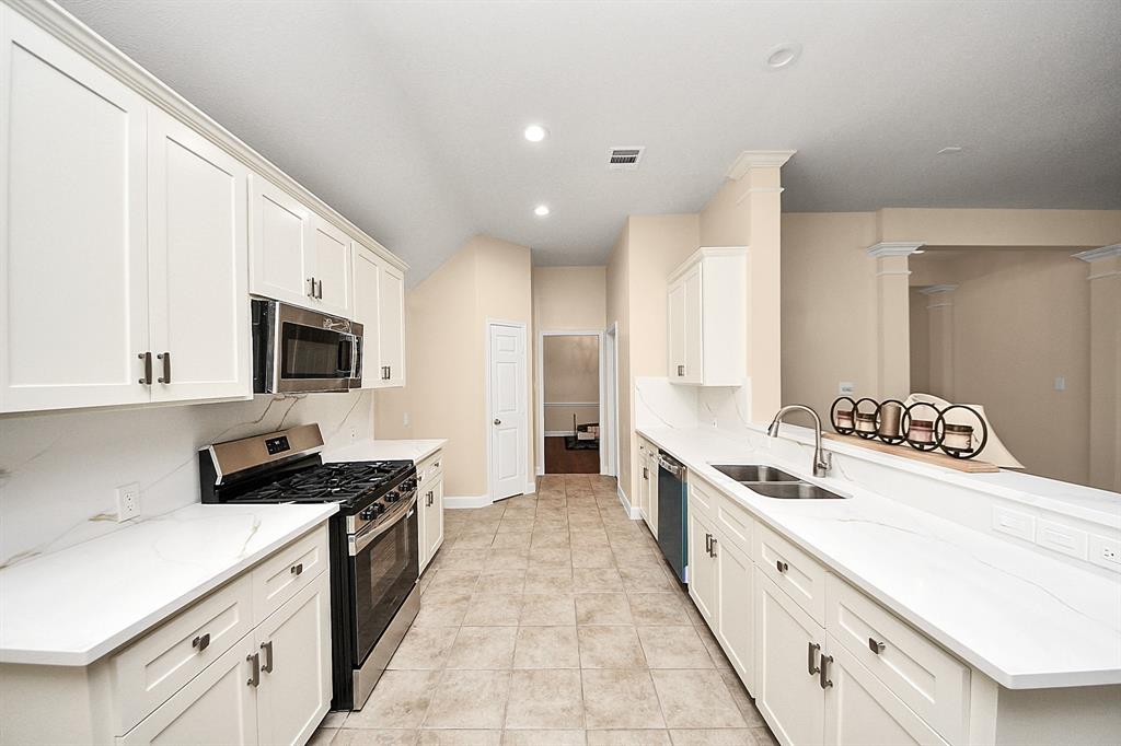 4807 Taylor Lake Court, Richmond, Texas image 20
