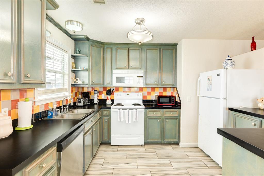 337 Thunder Road, Surfside Beach, Texas image 16