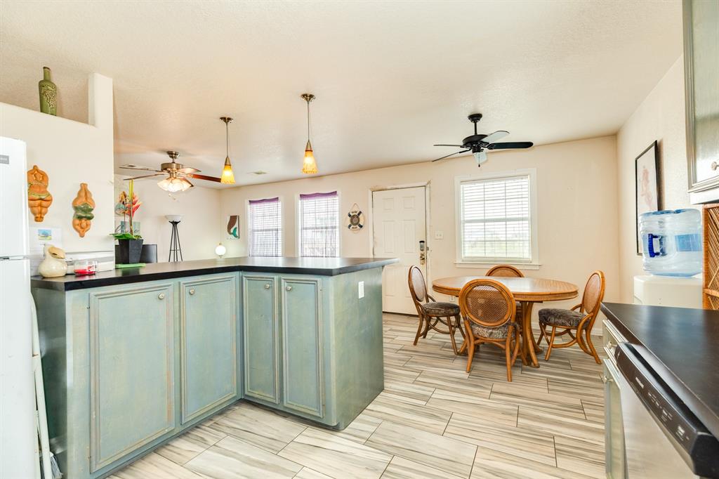 337 Thunder Road, Surfside Beach, Texas image 17