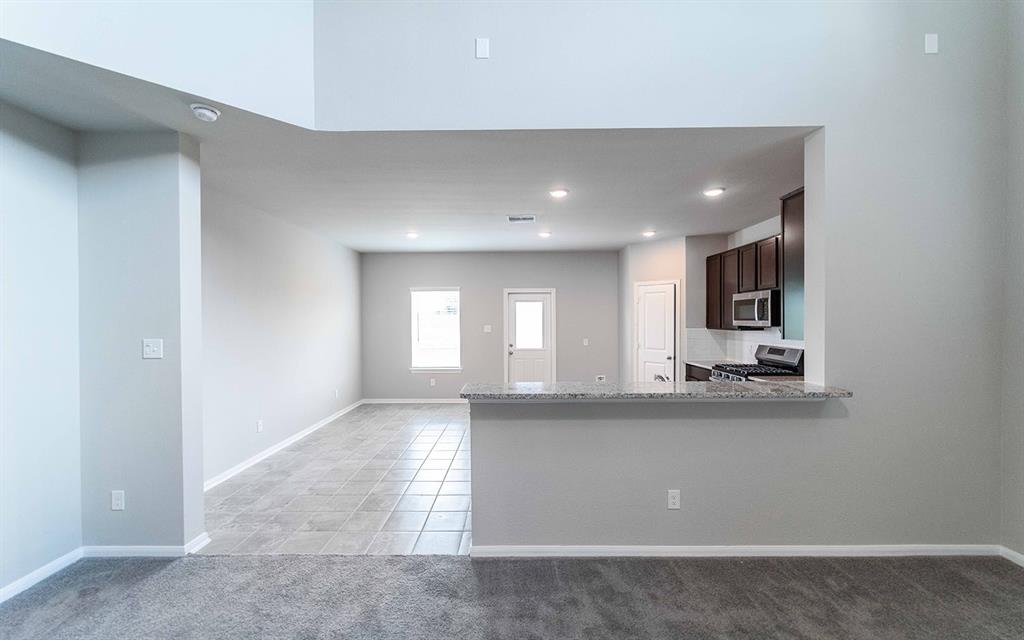 417 Twin Lakes Boulevard, West Columbia, Texas image 7
