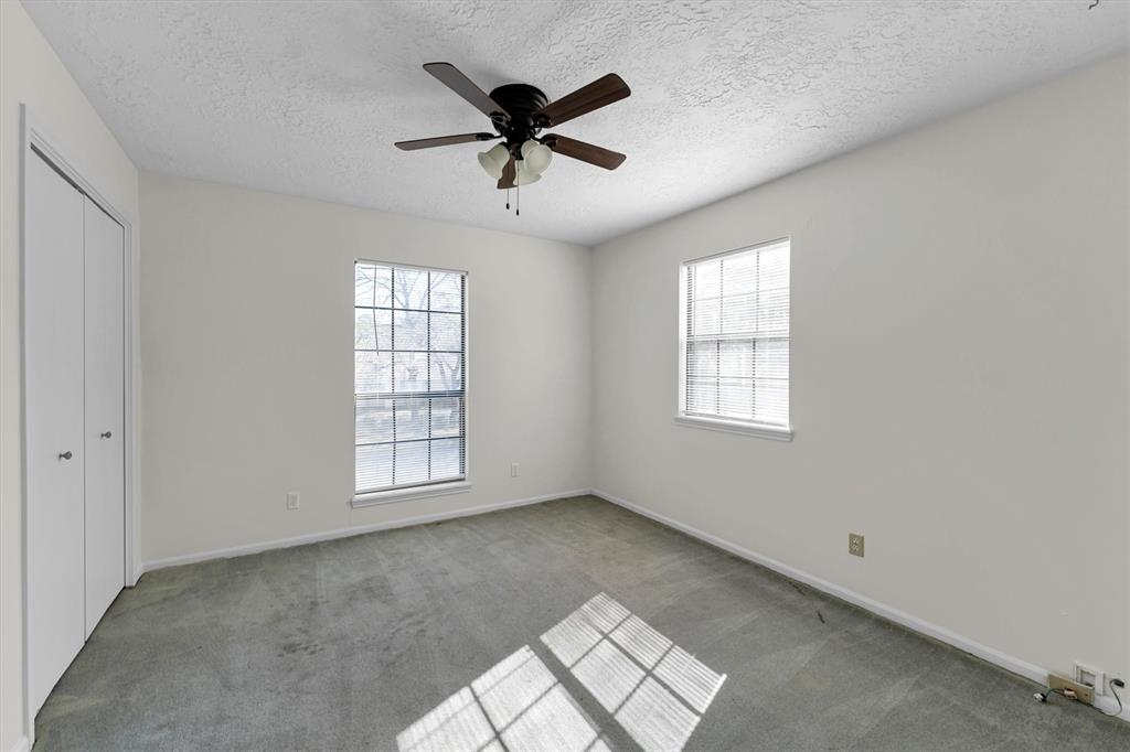 128 Royal Oaks Street, Huntsville, Texas image 28