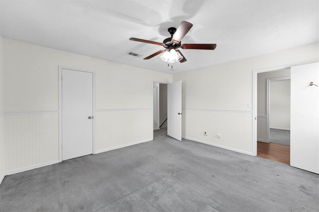 128 Royal Oaks Street, Huntsville, Texas image 21