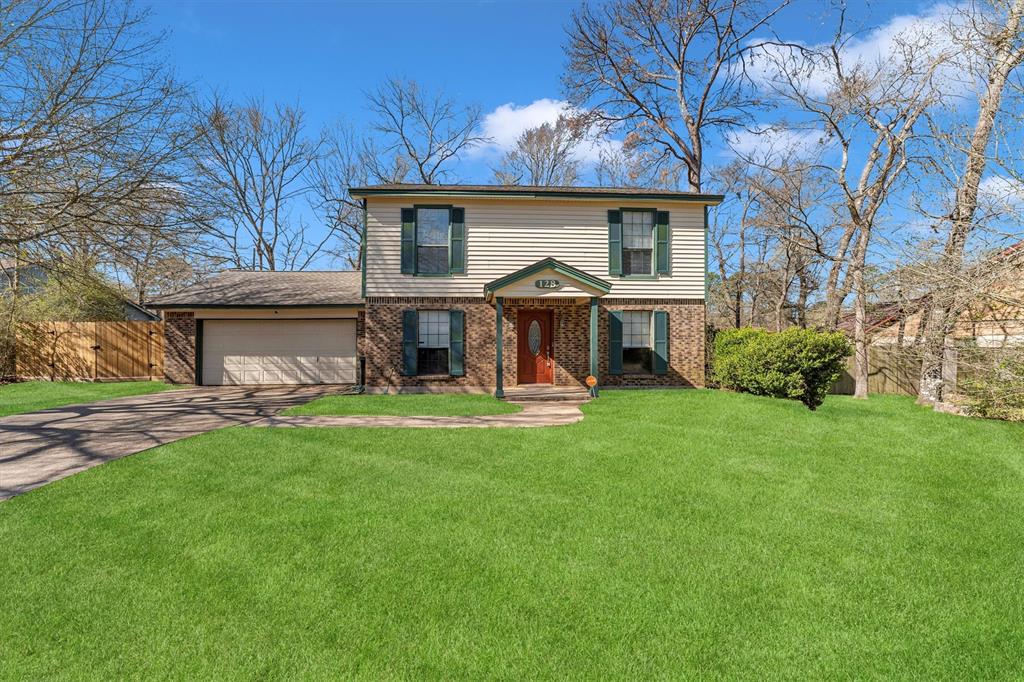 128 Royal Oaks Street, Huntsville, Texas image 2