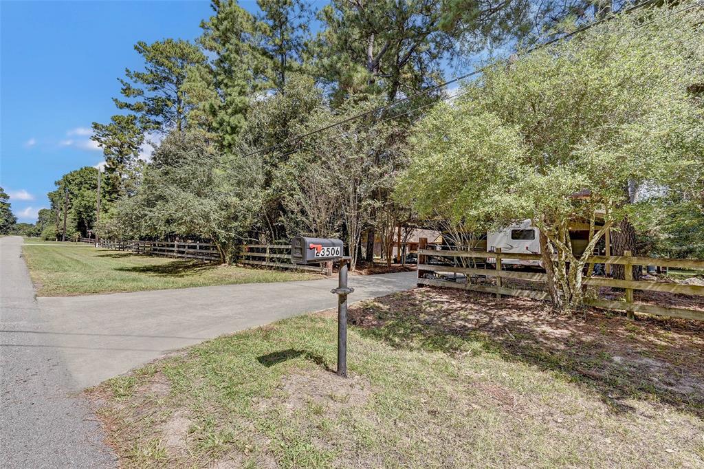 23506 Kings Forest Road, Hockley, Texas image 33