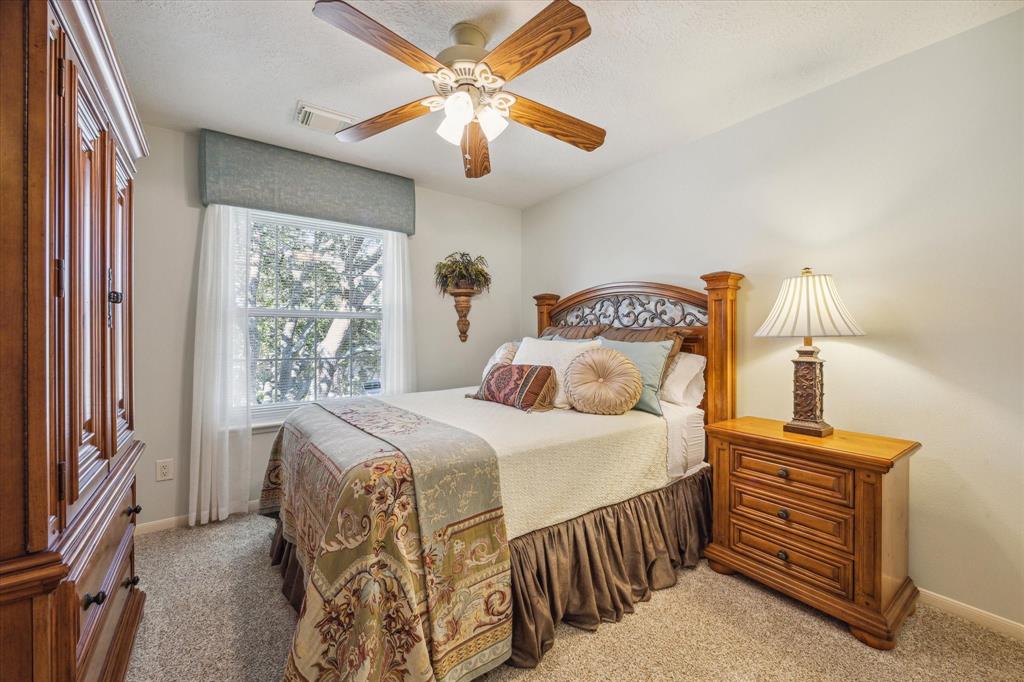 4815 Ten Sleep Lane, Friendswood, Texas image 25