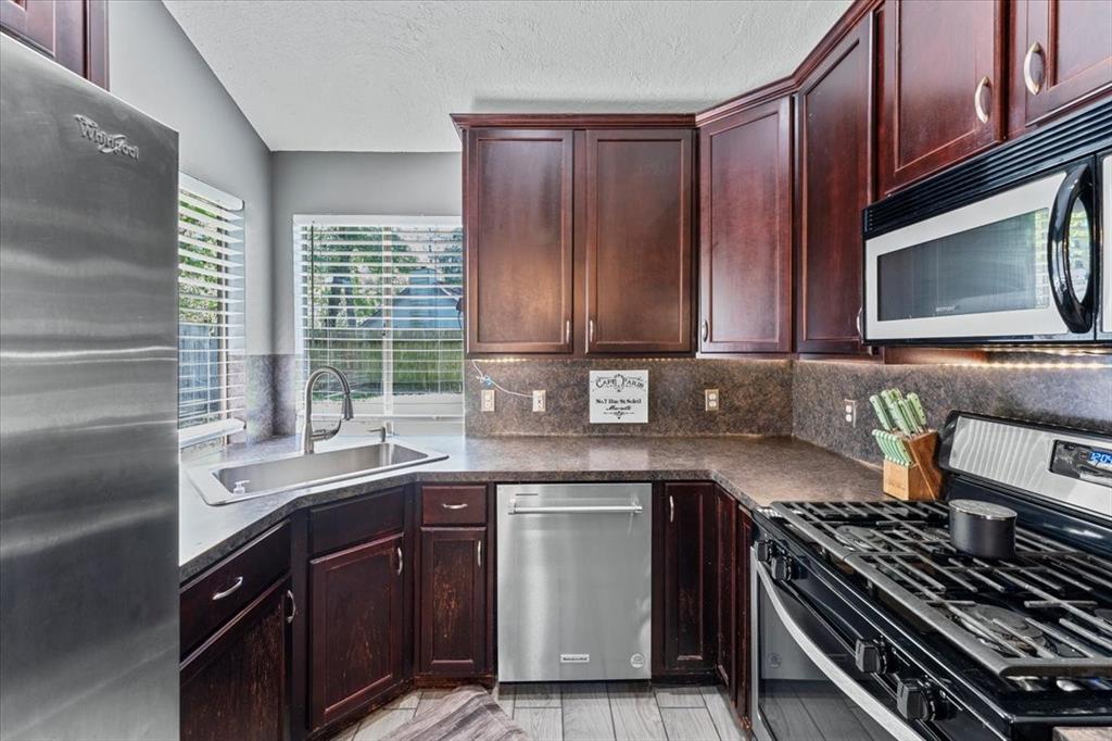 1914 Invermere Drive, Spring, Texas image 9