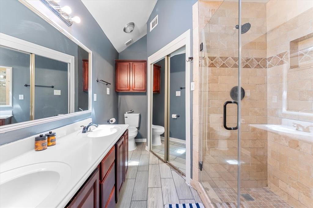 1914 Invermere Drive, Spring, Texas image 14
