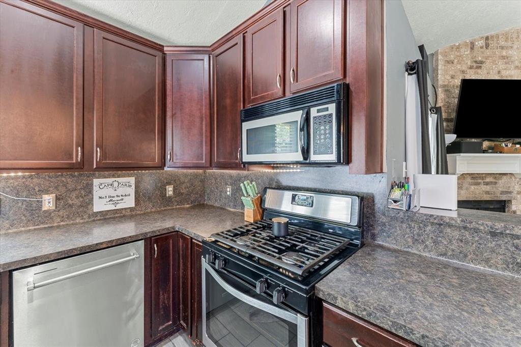 1914 Invermere Drive, Spring, Texas image 10