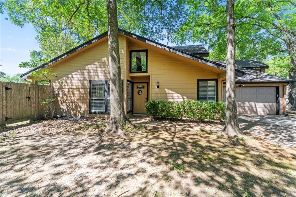 1914 Invermere Drive, Spring, Texas image 4