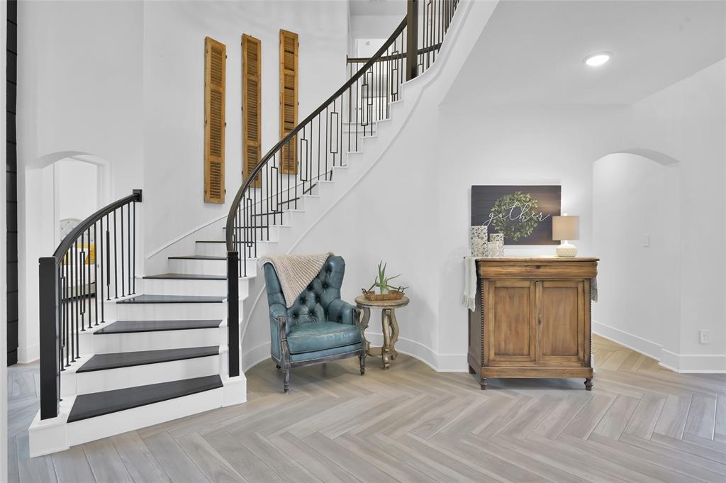 1145 Lake House Drive, Conroe, Texas image 7