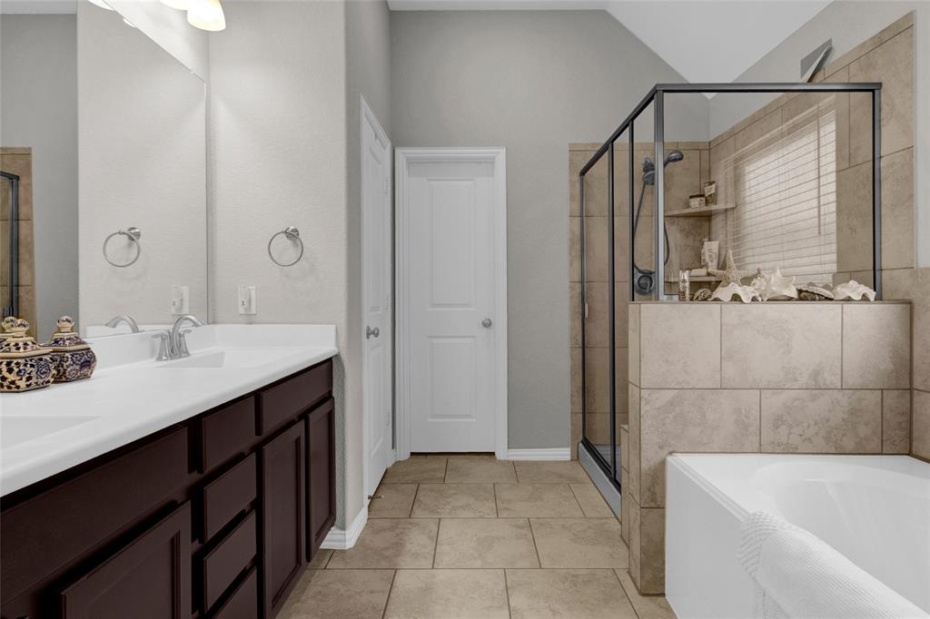 10519 Menelaws Trail, Richmond, Texas image 13