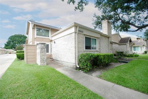 Photo of 11522 Village Place Drive #81, Houston, TX 77077 (MLS # 85162752) Photo of 11522 Village Place Drive #81, Houston, TX 77077 (MLS # 85162752)
