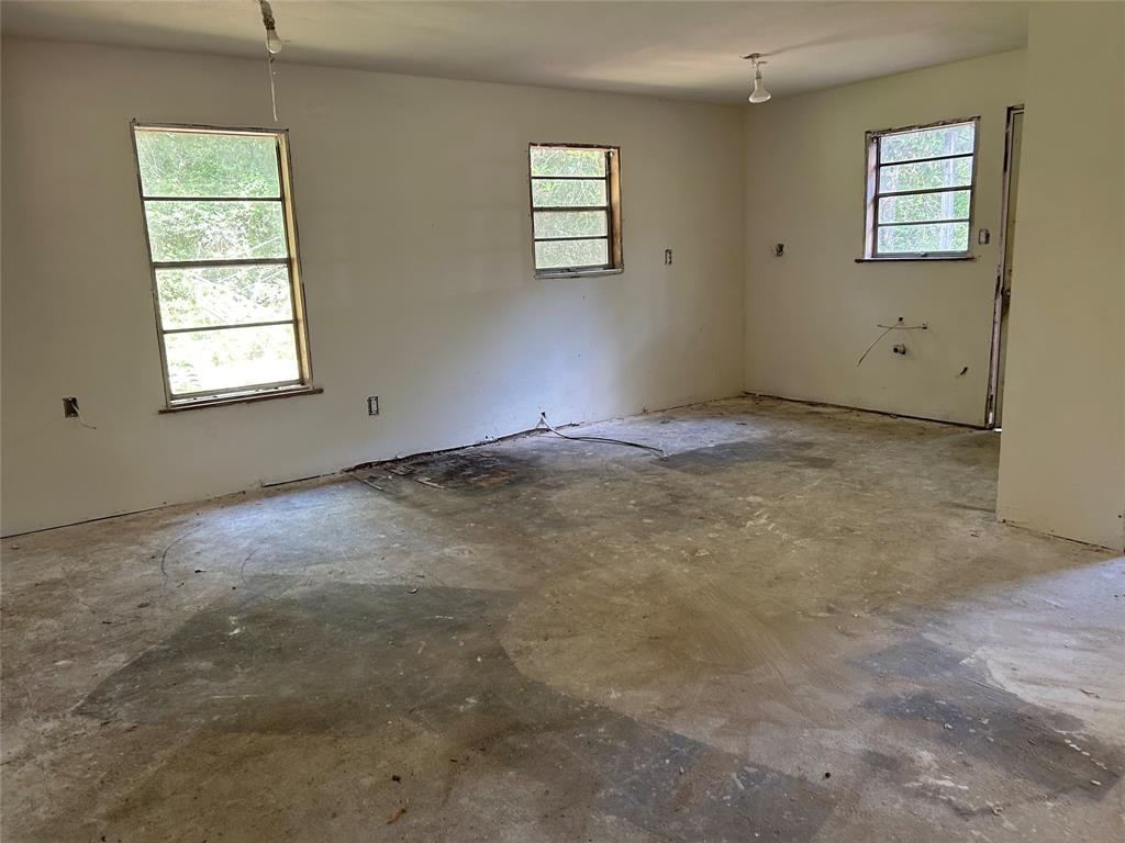 12398 Fm 1746, Woodville, Texas image 5