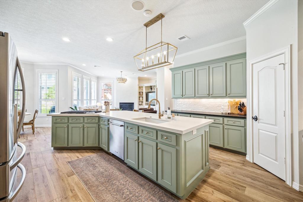 63 Wind Ridge Circle, The Woodlands, Texas image 15